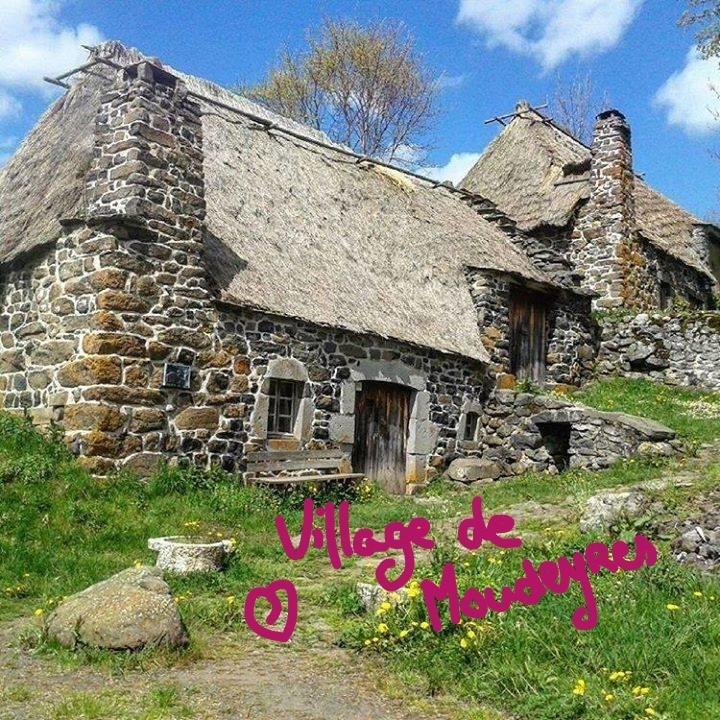 Une Coquille Sous L'Oreiller Le Puy-en-Velay Exterior foto
